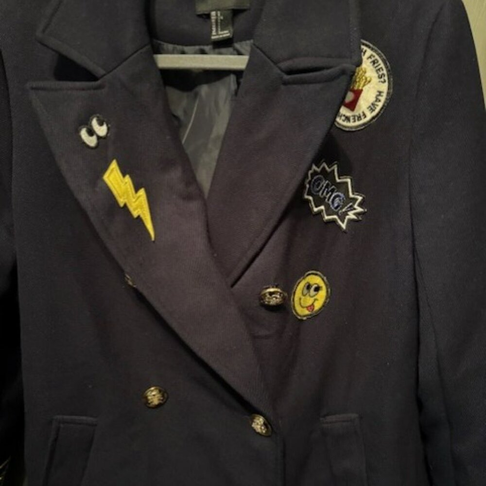 Vintage Inspired Military Coat with Patches - Picture 8 of 16
